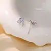 Brincos S999 Prata de Lei Estilo Floresta Azul Gradiente Flor Cauda de Andorinha para Mulheres com um Design Floral Fresco e Elegante