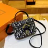 Fornecimento transfronteiriço: Nova bolsa clássica jacquard oblíqua, bolsa feminina moderna de ombro único e transversal
