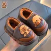 Pantuflas de Algodón de Invierno para Niños con Diseño de Capibara para Niños y Niñas, Cálidas y Forradas de Felpa, Piel Sintética, Impermeables, Suela Gruesa, Zapatos de Algodón para Bebés y Padres-Hijos