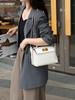 Bolsa de couro legítimo All-match Dumpling 2424 Kelly Bag feminina, bolsa de mão com textura de alta qualidade 2025, nova bolsa de ombro transversal