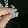 Anillo de apertura de media mariposa con dedo índice, ligero, de lujo y moderno, con diamantes personalizados y destellos, estilo frío, exquisito y elegante.