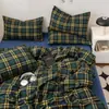 Conjunto simples de quatro peças em algodão puro xadrez estilo vintage, conjunto de três peças de algodão Maillard puff de luxo leve para dormitório, fronha única