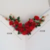 Nuevas decoraciones de techo para interiores para habitaciones de bodas, con flores simuladas dispuestas en un diseño de cuatro esquinas, creando una escena floral festiva y hermosa para la sala de estar