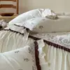 Estilo de corte francés, algodón cepillado 100S, bordado, 100% algodón puro, juego de ropa de cama de cuatro piezas o tres piezas, caja de regalo de alta gama