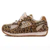 Zapatos blandos para niñas tipo Forrest Gump, nueva colección otoño 2026, zapatillas de entrenamiento de malla unisex alemanas, zapatos deportivos casuales y populares estilo coreano