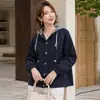 Nueva chaqueta vaquera casual estilo coreano para otoño e invierno, para mujeres de mediana edad y mayores, cárdigan vaquero con capucha de corte holgado, prenda exterior versátil