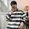 Camisetas personalizadas listradas estilo Hong Kong para homens e mulheres para primavera, outono e inverno, camisetas de manga longa com estampa digital, blusas básicas estilo celebridade da internet