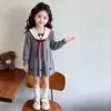 Nuevo Vestido Suéter para Niña Otoño Invierno Elegante Dulce Bordado Chic Tejido Lazo Manga Larga Vestido de Princesa