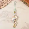 Colgante de pez koi en brocado Song estilo chino, elegante y simbolizando abundancia cada año, un adorno portátil, un regalo hecho a mano de la suerte para el cumpleaños de un mejor amigo.