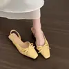 Primer Encuentro con las Sandalias Planas de Cuero Suave Plegadas Estilo Francés para Mujer, Adecuadas para Usar Afuera, Nuevo Modelo de Verano 2026, Combinadas con Faldas, con Tacones Delgados