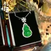 Calcedonia de Hielo de Alta Calidad Nuevo Estilo Chino Colgante Natural de Calabaza Transparente de Hielo Plata Verde Incrustada Jade Espuma de Agua Ágata Collar Retro para Clavícula