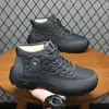 Populares botas de nieve nuevas de invierno para hombre con forro polar, engrosadas, cálidas, deportivas, cómodas, botas de algodón para exteriores para papás