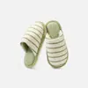 Novas pantufas quentes, grossas e peludas de outono e inverno para mulheres, para uso interno em casa, pantufas de algodão com sola macia antiderrapante, estilo casal
