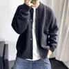 Estoque pronto de fábrica: novos cardigans de outono/inverno para homens, estilo coreano, modernos, versáteis, casuais, cor sólida e com uma vibe relaxada e descontraída