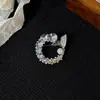 Broche Nuevo de Aleación Estilo Nicho de Gama Alta Abeja para Mujer Pin de Alta Calidad Abrigo Traje Corsage Versátil de Gama Alta