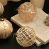 Nuevo Producto Bola de Navidad de 8 cm Color Champaña Polvo Pegajoso Polvo Dorado Adorno Colgante para Árbol de Navidad Retro Colgante Decoración Colgante Arreglo