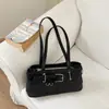 Bolso de Hombro Retro con Bloques de Color y Textura para Mujer Verano 2026 Nuevo Bolso Baguette Simple Casual con Decoración de Correa de Cuero