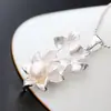 Nafuge joyería de plata al por mayor collar de perla natural plata de ley colgante de pétalo de plata hecho a mano colgante de plata para mujer