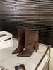 Botas de tacón alto de punta acampanadas cortas para mujer 2026 Otoño/Invierno Marrón Estilo coreano Botitas Botas adelgazantes