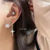 Brincos de Orelha Luxuosos Studs Azuis Brilhantes Cravejados de Diamantes, Brincos Empilháveis para Múltiplos Piercings, Brincos Delicados e Versáteis para Homens e Mulheres