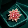 Broche de Flor de Joya Colorida de Pétalos Multicapa Forma de Gota de Agua Broche de Corsage de Aleación con Pedrería Colorida para Abrigos de Mujer Pin Decorativo