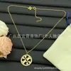 Fornecimento Exclusivo Transfronteiriço de Conjuntos de Brincos, Colares, Pulseiras, Anéis e Broches Réplicas de Alta Qualidade da Marca Tb com Etiquetas, Atacado