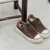 Zapatos de gamuza con plataforma y estampado de leopardo mollykiki para mujer, zapatillas de plataforma vintage de otoño, zapatos casuales versátiles para mujer