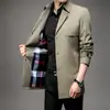 2026 Primavera y Otoño Hombres Longitud Media Solapa Única Casual de Negocios No se Arruga Cuello de Traje Gabardina Delgada Chaqueta de Hombre