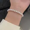 Pulseira Popular Online de Pérolas com Contas para Mulheres Design de Nicho Luxo Leve High-End Simples Temperamento Joias Versáteis Atacado