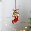 Nuevo Colgante de Resina Pintado a Mano Estilo Europeo Navideño Tren Pequeño Tridimensional Retro Calcetines Adorno de Árbol de Navidad Decoración de Atmósfera