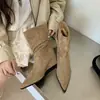 Botines Retro Franceses de Ante con Volantes First Encounter para Mujer Otoño/Invierno 2026 Botas Cortas de Motociclista Adelgazantes