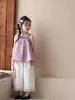 Conjunto de falda para niñas medianas y mayores 2026 verano nuevo estilo coreano morado conjunto de tres piezas de camisola en capas y pantalones de pierna ancha