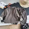 Conjunto de Traje Rayado para Niños Estilo Primavera y Otoño Versión Coreana para Niños Conjunto Casual de Tres Piezas Chaqueta de Manga Larga Pantalones Bebé Elegante