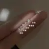 Aretes de hueso de oreja Beixi de plata s925 plata pura para mujer, simples, pequeños, exquisitos, con pequeños diamantes de colores, para todos los agujeros de oreja, decoración ins