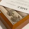 Pendientes de Plata 925 con Cierre de Mariposa, Diseño de Lujo Ligero de Alta Gama, Completamente Incrustados con Circonita Diamante, Estilo Nuevo 2025, Pendientes de Botón Elegantes para Mujer