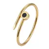Pulseira de Aço Titânio Que Não Desbota, Pulseira Feminina de Aço Inoxidável com Superfície Espelhada e Cravação de Diamantes, Pulseira com Fecho, Luxo Leve Europeu e Americano, Atacado do Fabricante