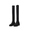 Botas largas de gamuza para mujer para otoño e invierno, con suela de goma, diseño antideslizante, construcción ligera, tacón cuadrado, longitud hasta la rodilla y material elástico. Disponible en tallas grandes y en negro