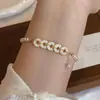 Pulsera Hielo Triturado Perla de Hielo Dorada Brillante de Cinco Emperadores para Mujer Lujo Ligero Elegante Nicho de Gama Alta Exquisita Versátil Joyería de Mano