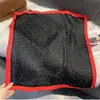 Pañuelo Cuadrado Pequeño Versátil para Primavera y Otoño con Estampado de Letras de Plantas y Flores, Pañuelo Sencillo y Profesional para Dama, Pañuelo para el Cuello