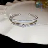 Pulseira Europeia e Americana Transfronteiriça com Diamantes Incrustados, Irregular, Multicamadas, Contas e Pérolas, Pulseira Fashion e Elegante, Joia de Luxo Leve e de Alta Qualidade