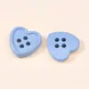 Botones con Forma de Corazón con Bordes Delgados de Colores, Botones de Plástico del Fabricante, En Stock Botones de Dibujos Animados con Forma de Corazón de Cuatro Agujeros para Abrigos Infantiles