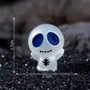 Paisaje en miniatura popular transfronterizo, accesorios de decoración DIY de esqueleto alienígena fantasma creativos que brillan en la oscuridad, mini figuras