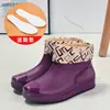 Nuevos zapatos de lluvia de moda para mujer, zapatos de agua impermeables antideslizantes, botas de lluvia de terciopelo de tubo bajo, zapatos de goma, cubrebotas, zapatos de lluvia de tubo corto bajo