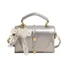 Bolsas Casuais Femininas 2026 Nova Bolsa Transversal Versátil Bolsa de Ombro Único para o Trabalho Bolsa de Mão Retrô de Primavera Bolsa Quadrada Pequena