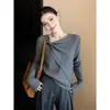 Nuevo suéter de punto gris de manga larga con corbata de lazo y cuello asimétrico para mujer, top básico casual y elegante para otoño e invierno