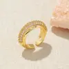 Anel de Dedo Geométrico com Abertura em Zircônia Triangular Estilo Coreano Banho de Ouro 18k Cobre Design de Luxo Leve Nicho para Mulheres