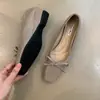 Zapatos de Trabajo Chuyuji para Mujer, Novedad Otoño 2026 Estilo Francés Elegante Lazo Cuadrado Tacón Grueso Zapatos de Salón