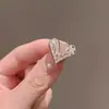 Broche com Acabamento de Luxo, Estilo Nicho e Simples, Alfinete de Roupa, Acessório de Pérola para Terno, Broche