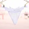 Fornecimento atacadista de fábrica calcinha fio dental feminina sexy de renda floral solúvel em água vazada 3334