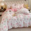 Suave juego de ropa de cama de lujo con estampado floral rosa, tela cepillada de doble cara engrosada, fresco y dulce, adecuado para todas las estaciones en el dormitorio